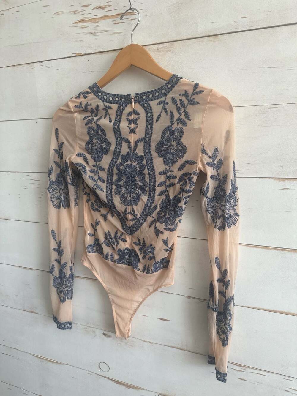 Honey Punch Blue Floral Embroidered Mesh Long Sleeve Bodysuit, Size XS - Picture 5 of 6